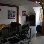 Francois 1er 16eme Apartment 3*