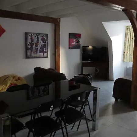 Francois 1er - 16eme Apartment 3*
