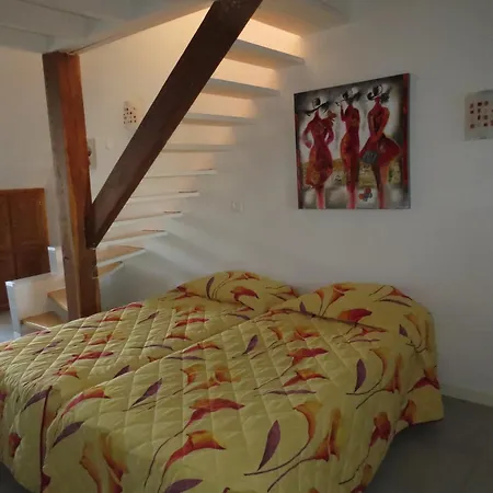 Francois 1er - 16eme Apartment